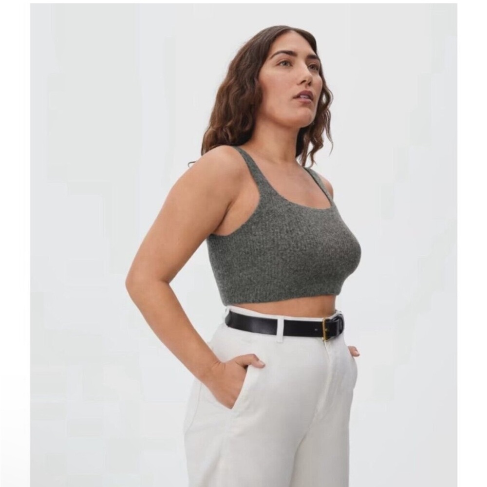 NWT Everlane gray tank crop top medium